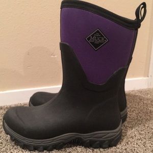 The Original Muck Boot Company - Woman’s Size 6